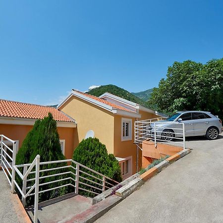Apartments Villa Relax Петровац Экстерьер фото