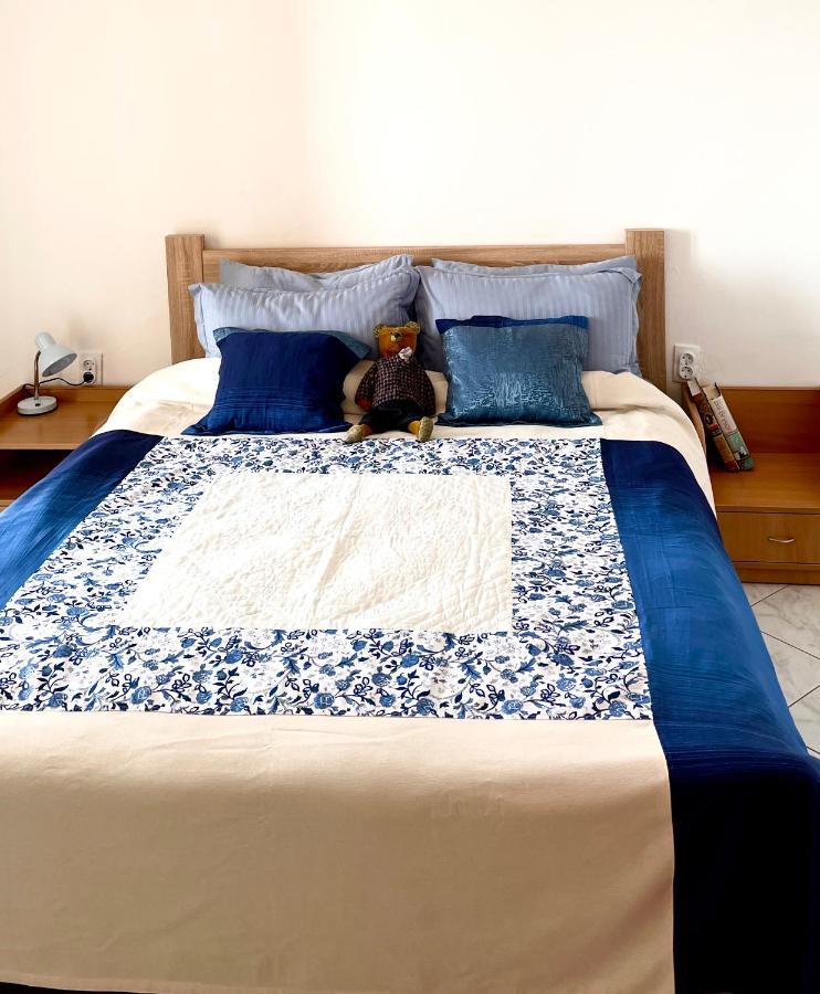 Apartments Villa Relax Петровац Экстерьер фото