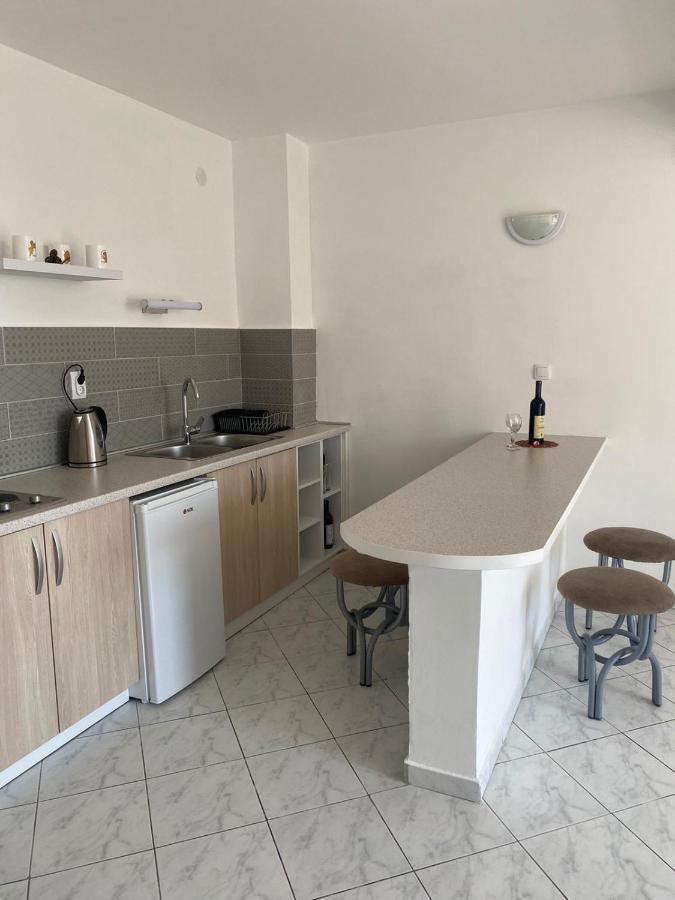 Apartments Villa Relax Петровац Экстерьер фото