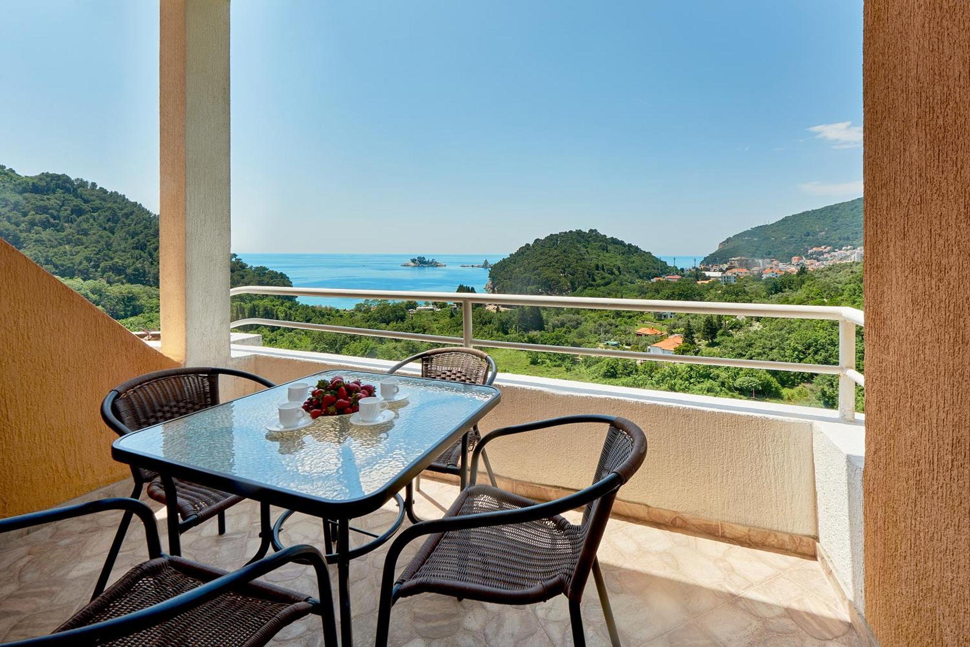 Apartments Villa Relax Петровац Экстерьер фото