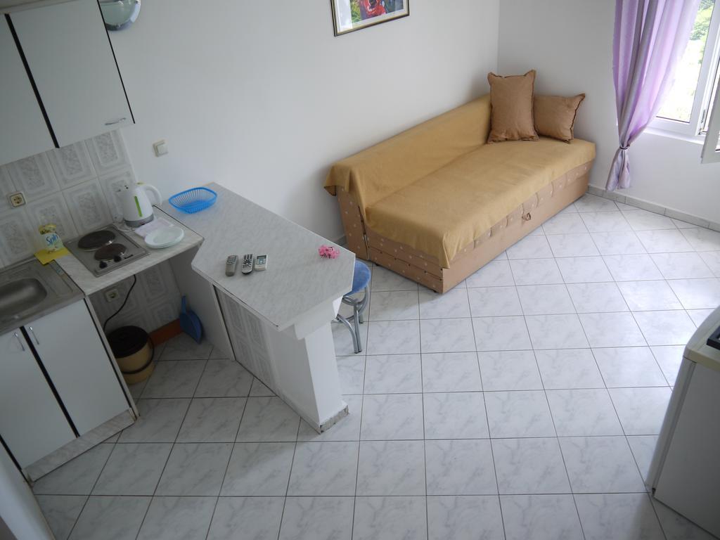 Apartments Villa Relax Петровац Экстерьер фото