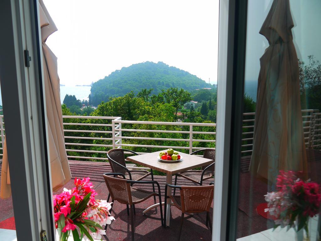 Apartments Villa Relax Петровац Экстерьер фото